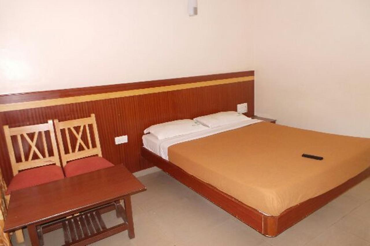 Mlc Gateway Deluxe Inn Бангалор Экстерьер фото
